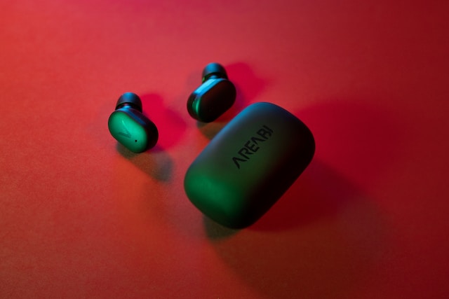 Are Wireless Earbuds Suitable For Swimming?
